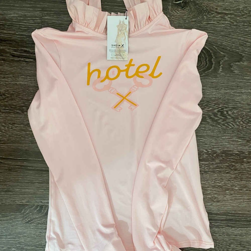 Shein Hotel Top Size M